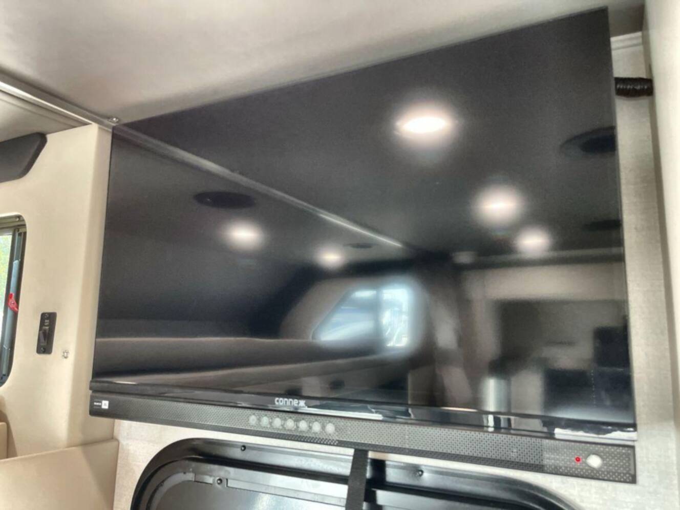 A photo of this 2027 Renegade Villagio 25RMC