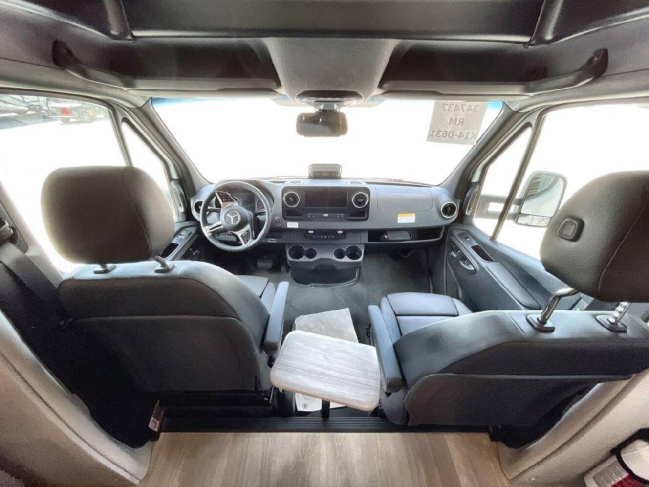 A photo of this 2027 Renegade Villagio 25RMC