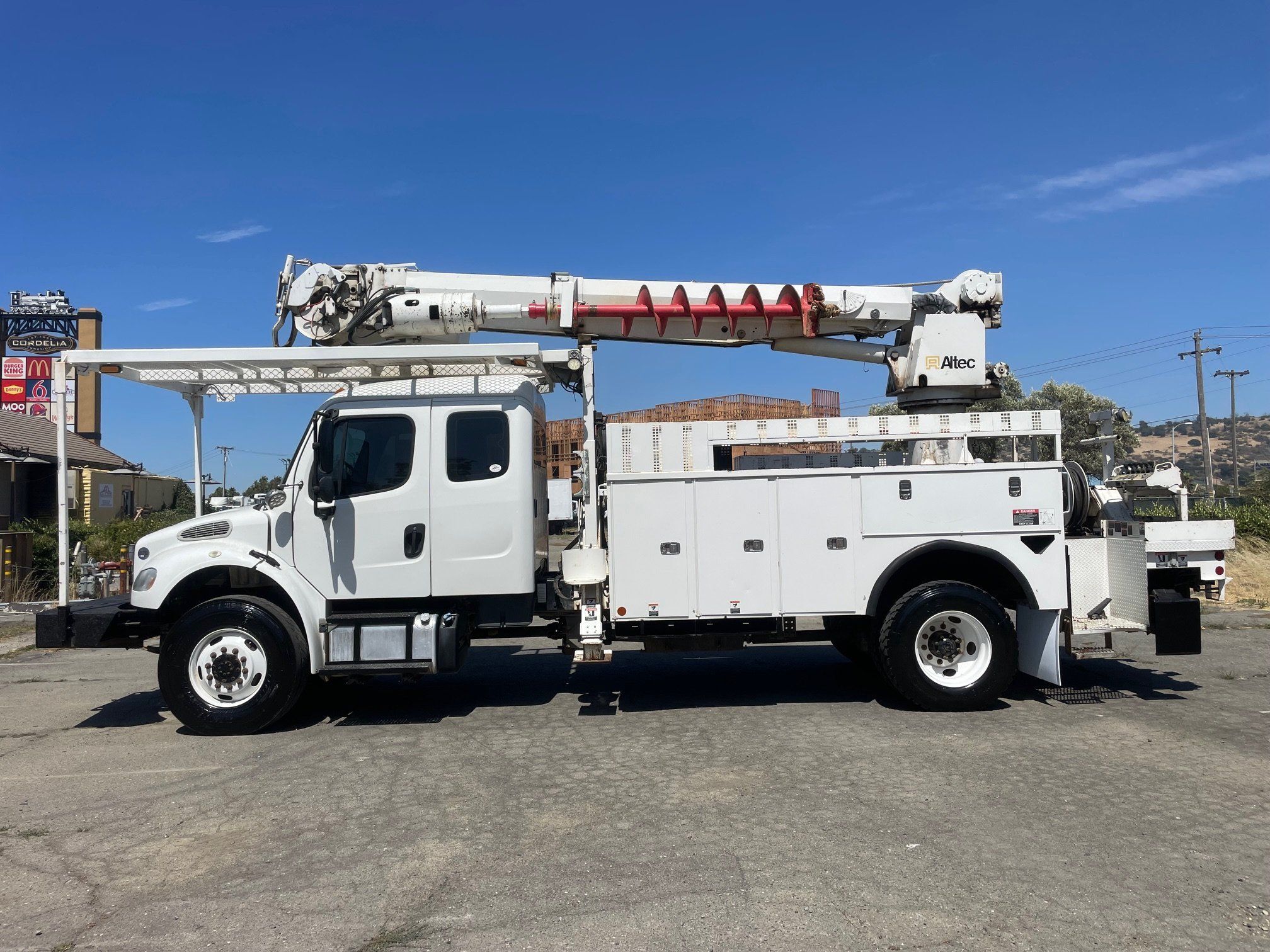 2018 FREIGHTLINER BUSINESS CLASS M2 106 in Fairfield, CA