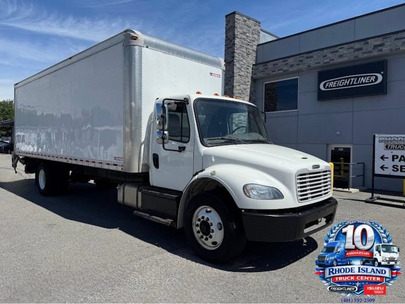 2018 FREIGHTLINER BUSINESS CLASS M2 106 in Riverside, RI
