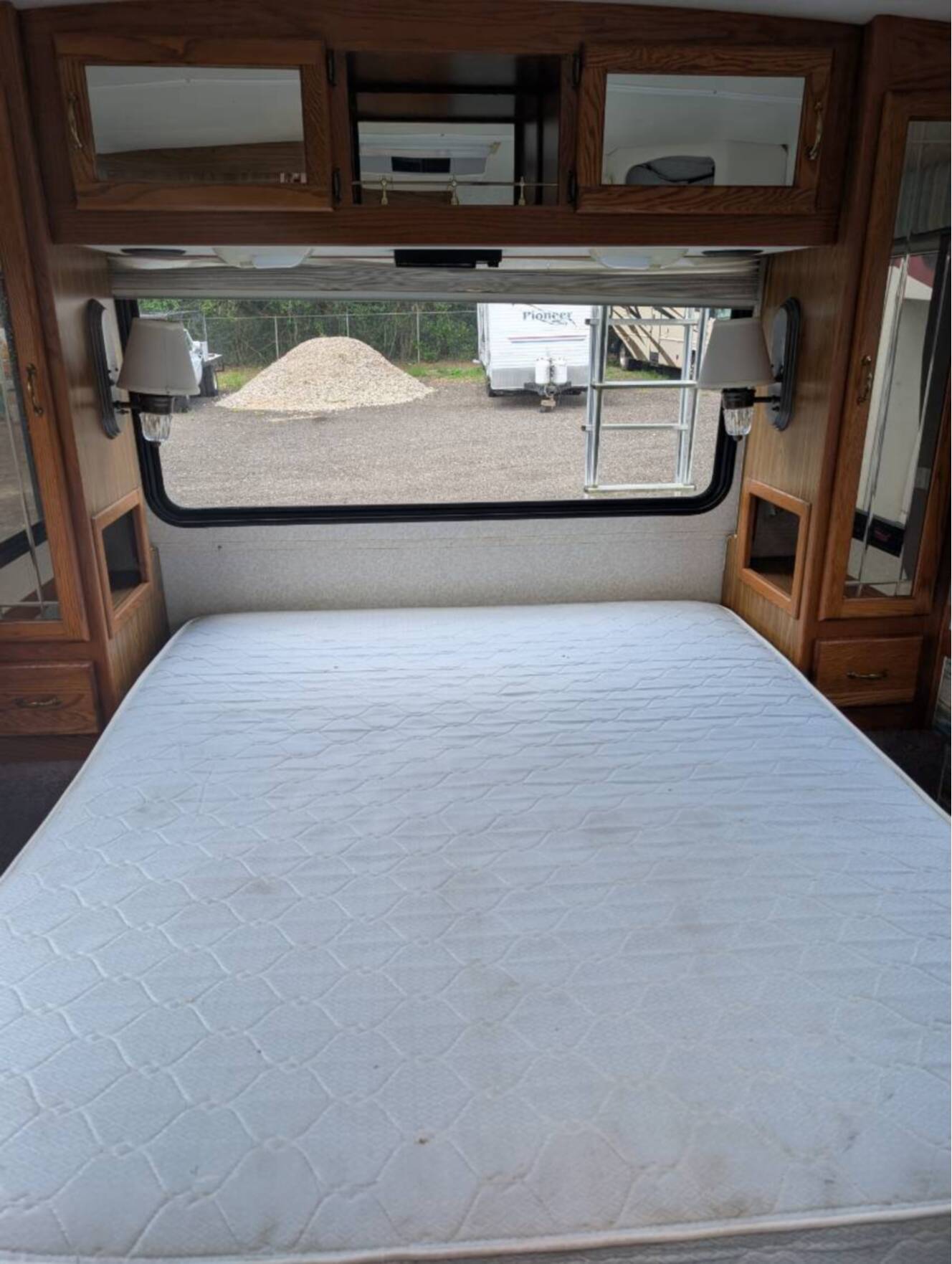 A photo of this 1999 Airstream Land Yacht 30J