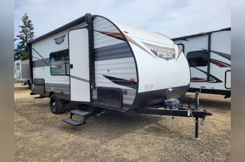 2022 Forest River Wildwood FSX 179DBK in coburg OR