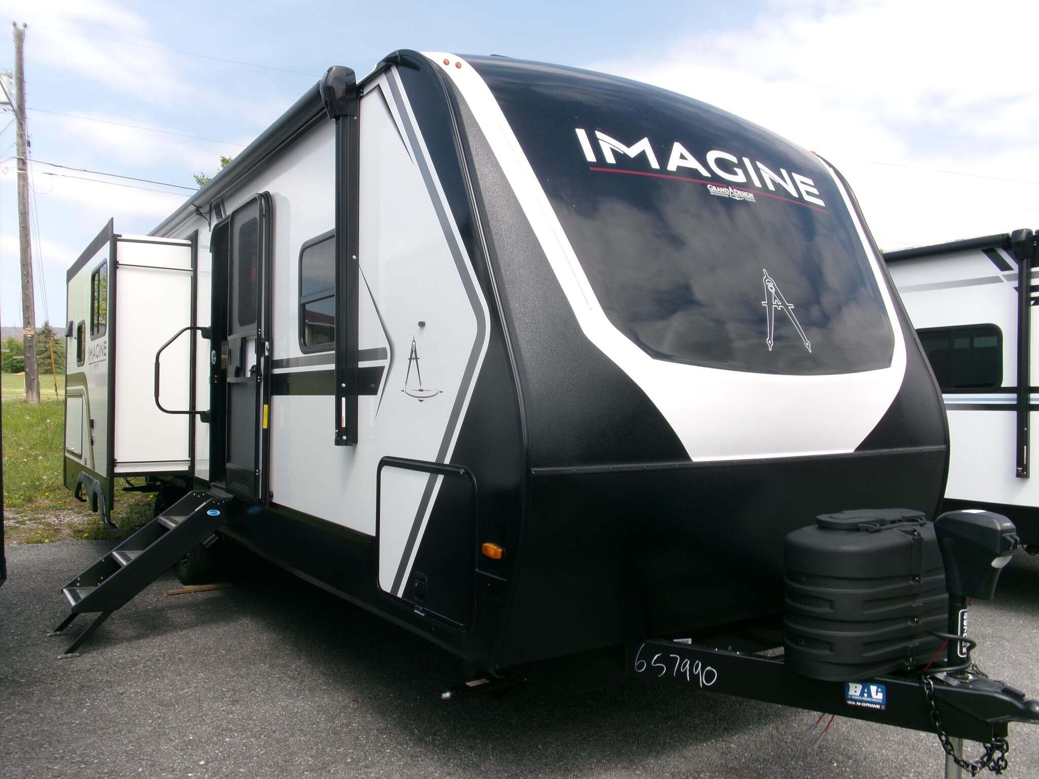 2026 Grand Design Imagine 2670MK in duncansville PA