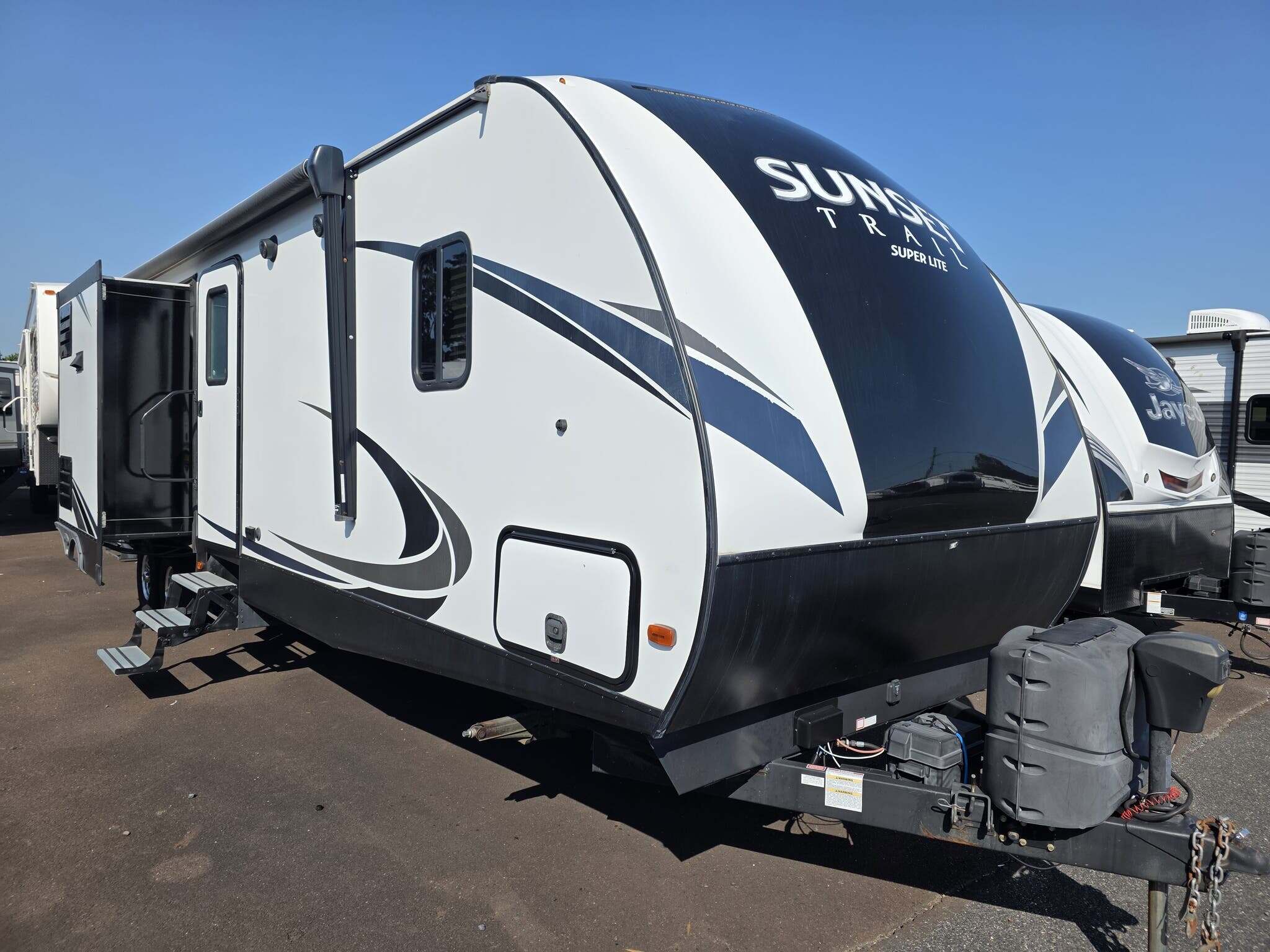 2018 Crossroads Sunset Trail Super Lite SS-331BH in souderton PA