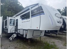 2025 Forest River Cherokee Arctic Wolf 331BH Review image
