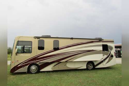 2016 Thor Motor Coach PALAZZO 33.2 in sherman TX