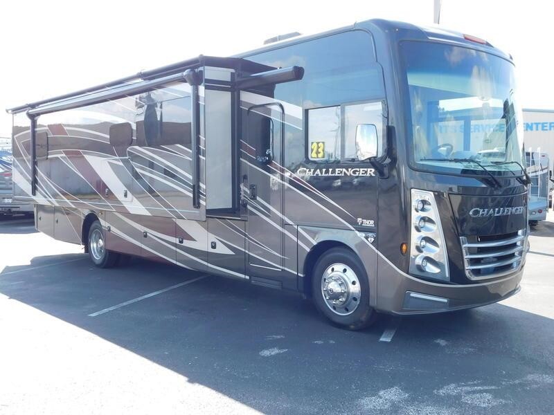 2023 Thor Motor Coach CHALLENGER 35MQ in brooksville FL