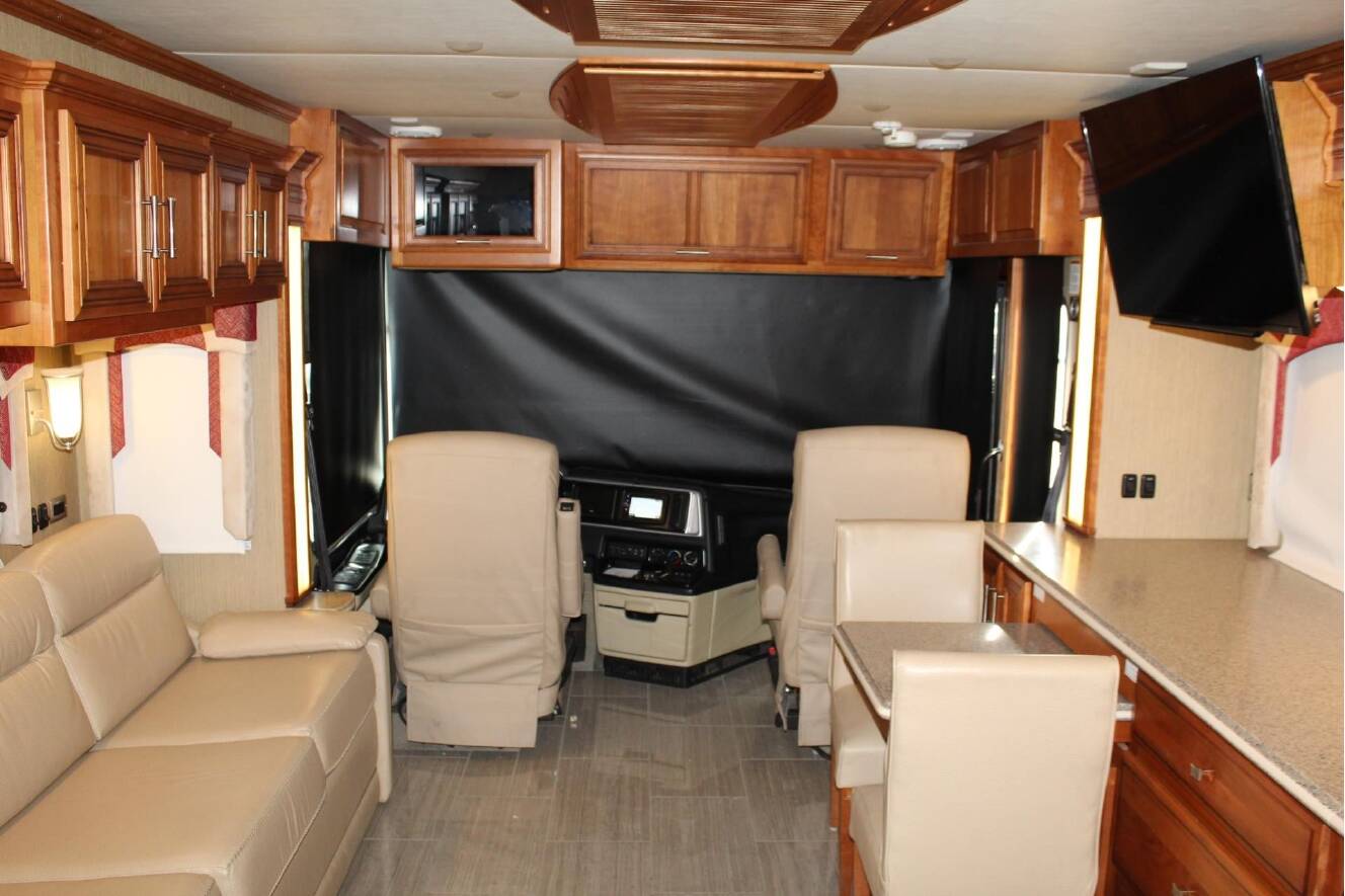 A photo of this 2016 Newmar VENTANA 3427