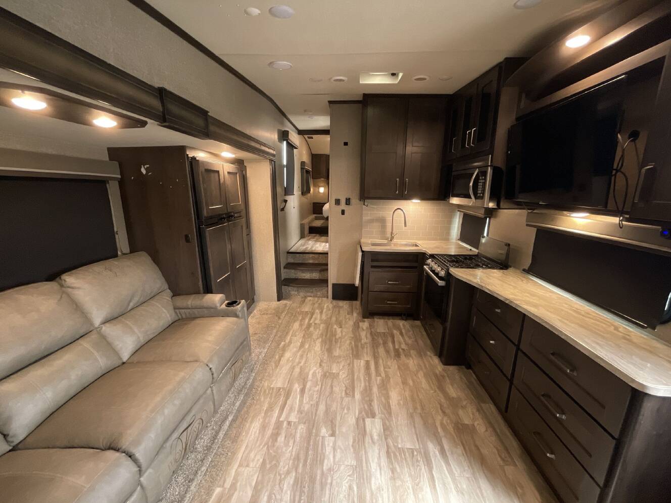 A photo of this 2022 Grand Design REFLECTION 150 SERIES 260RD