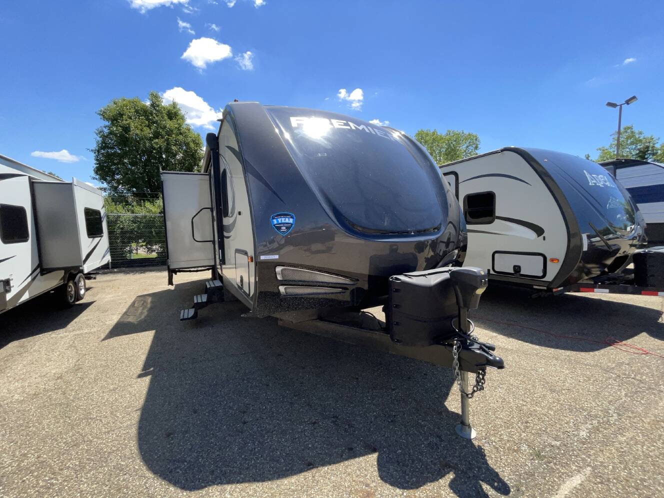 A photo of this 2019 Keystone PREMIER 24RK