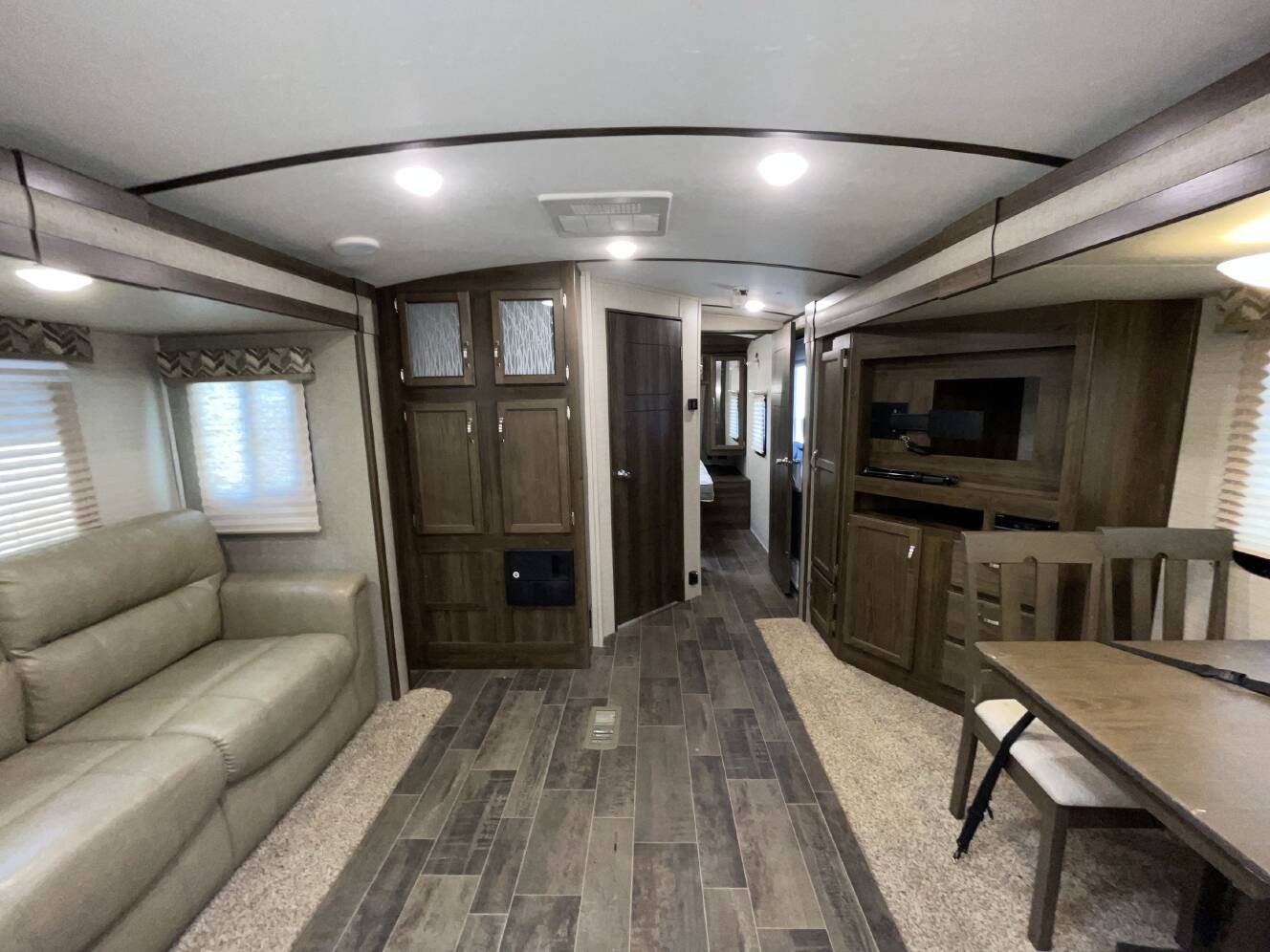 A photo of this 2019 Keystone PREMIER 24RK