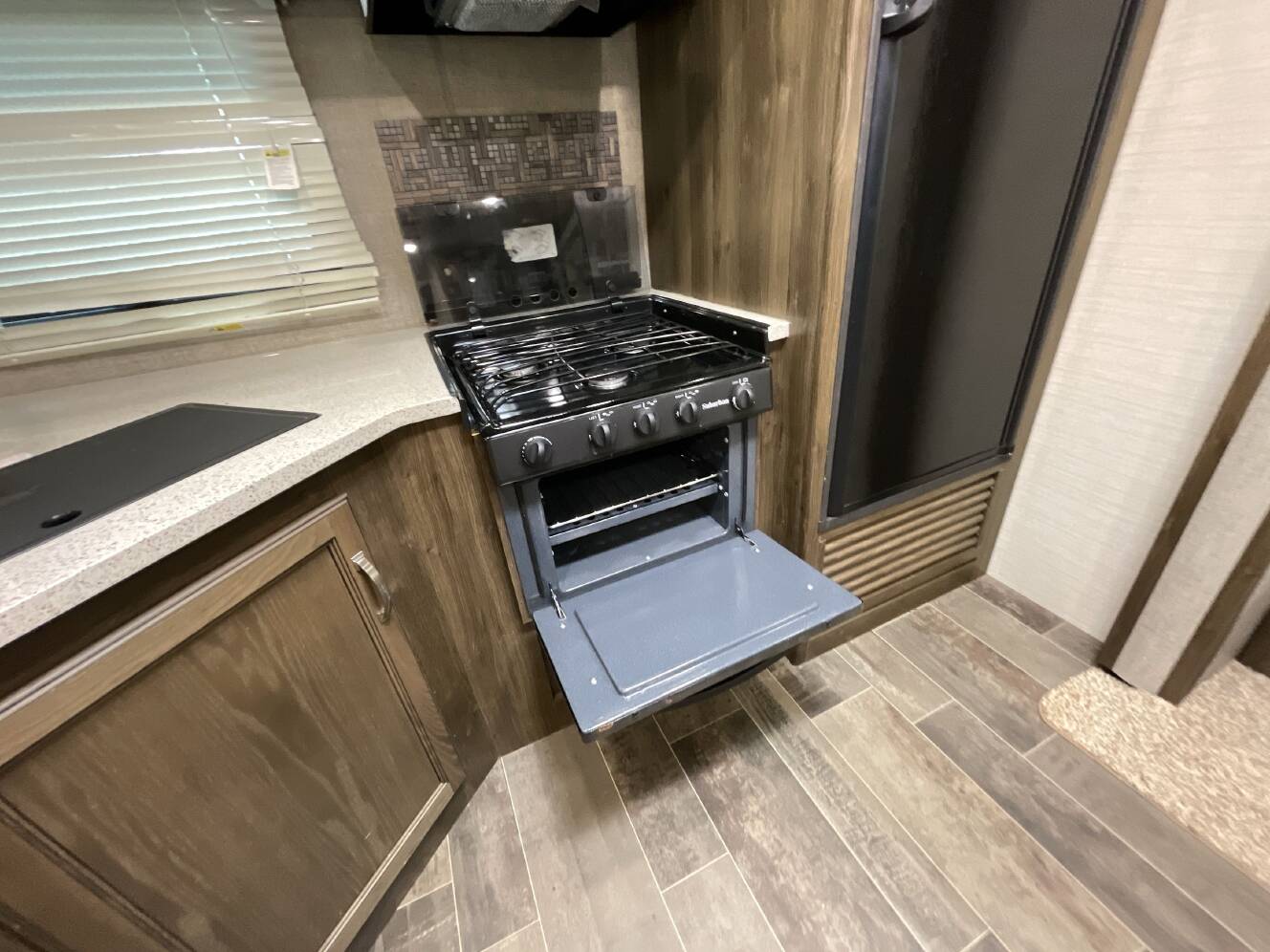 A photo of this 2019 Keystone PREMIER 24RK