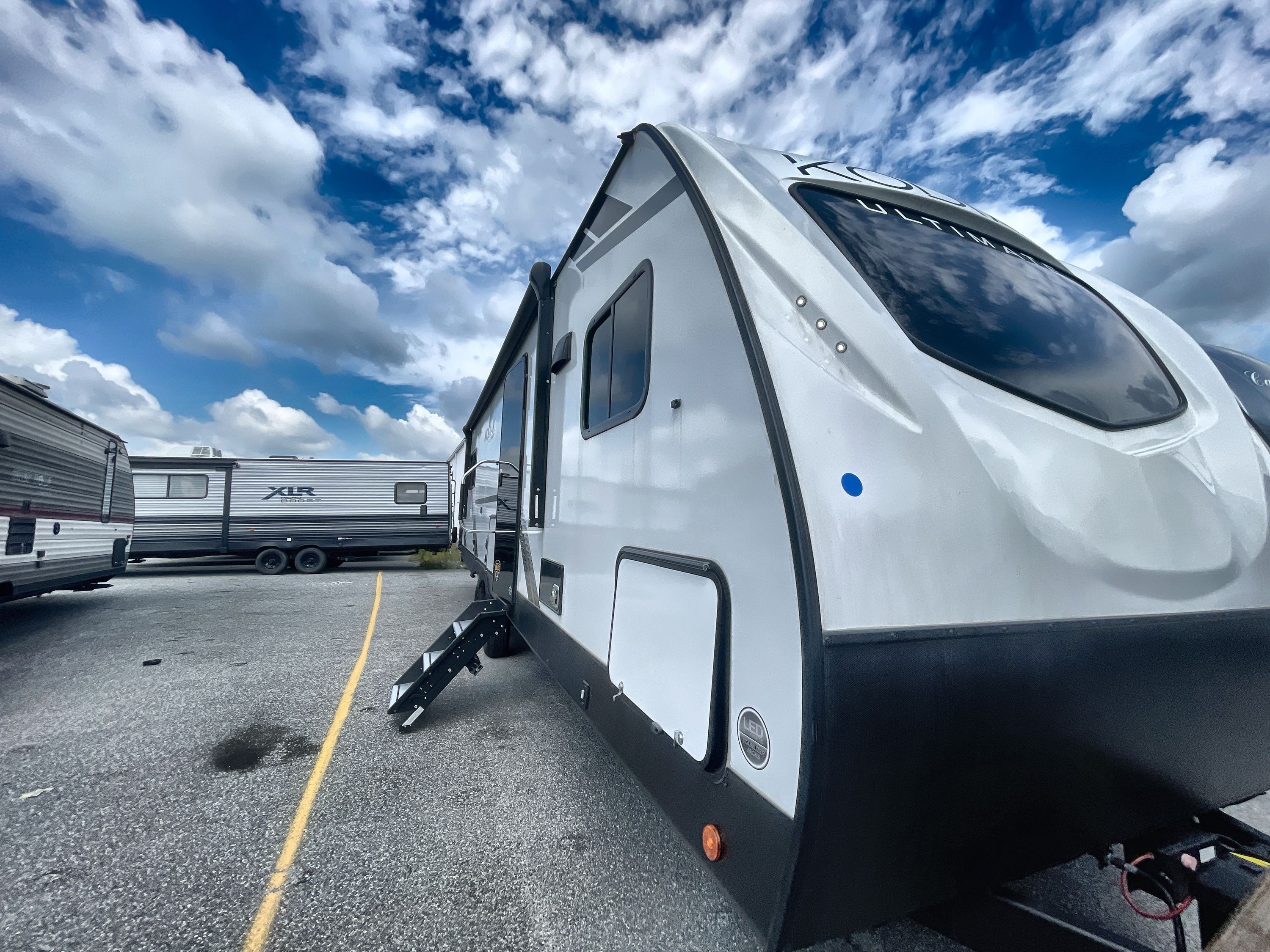 2025 Dutchmen KODIAK ULTIMATE 2900FKSP in summerfield FL