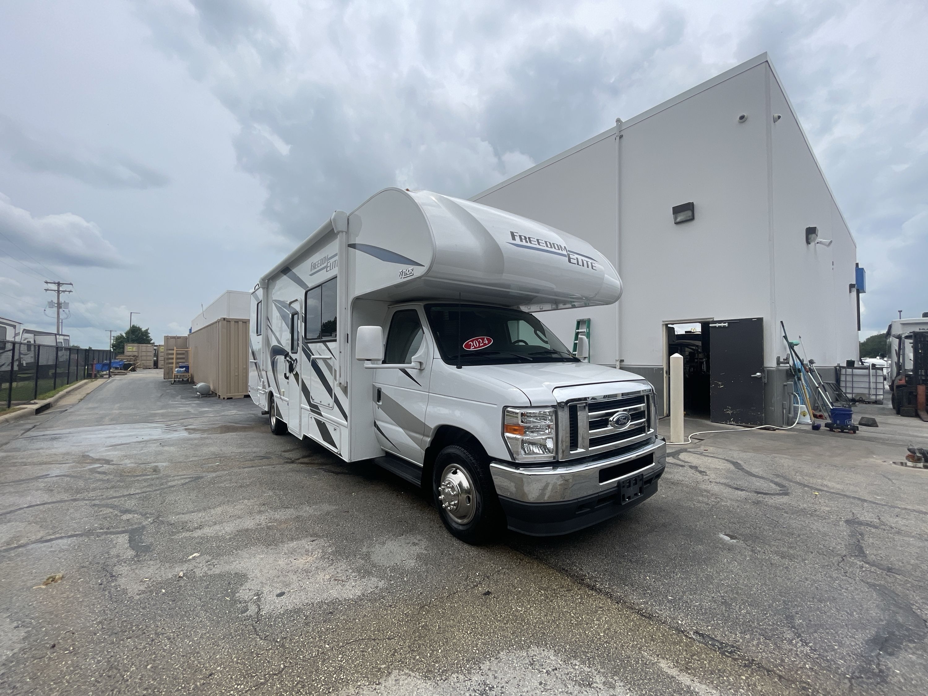 2024 Thor FREEDOM ELITE 28HE RV