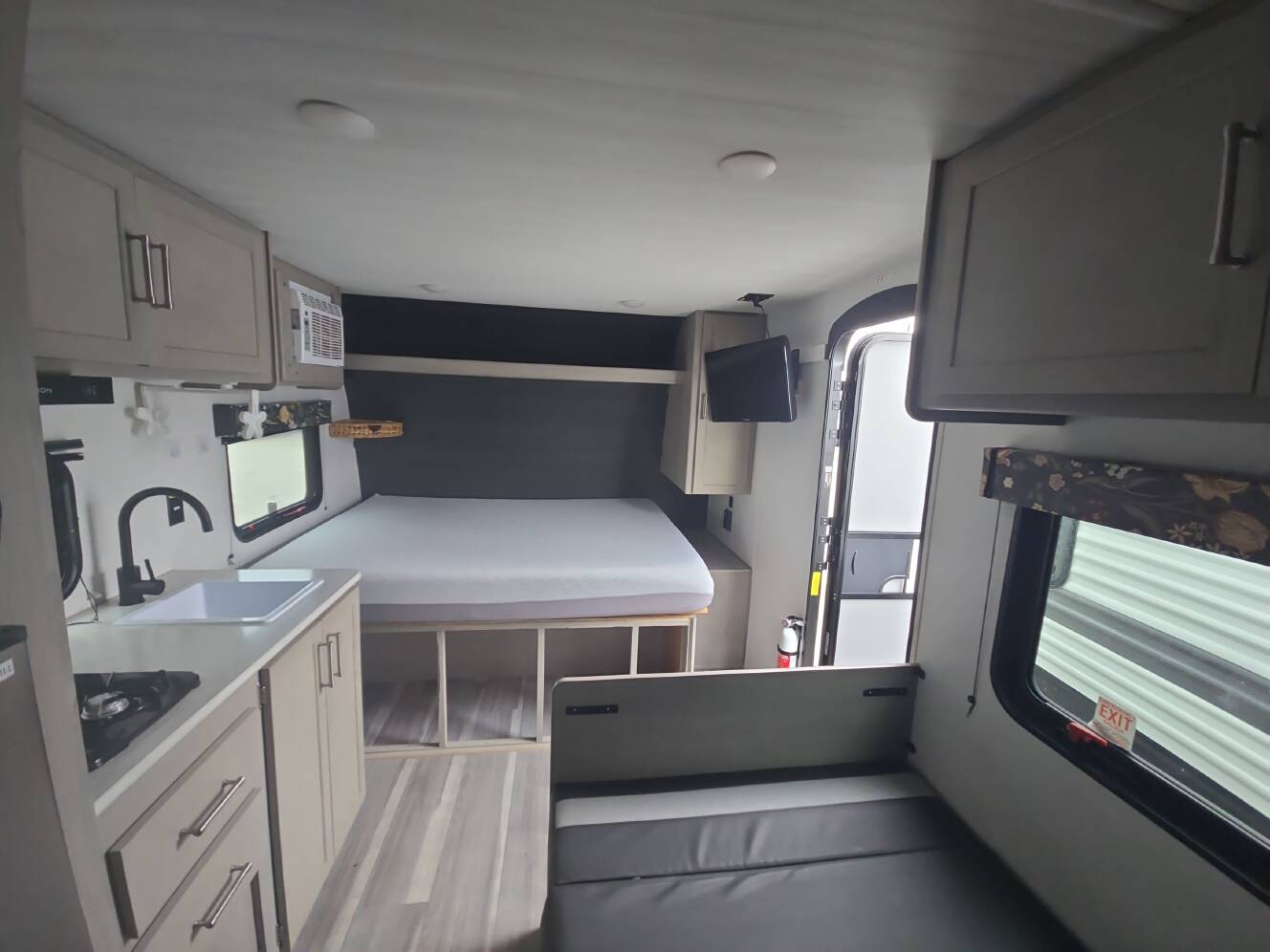 A photo of this 2024 Keystone SPRINGDALE 1810BH