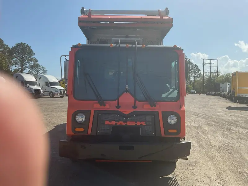 2013 MACK 600