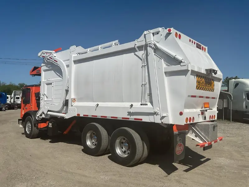 2013 MACK 600