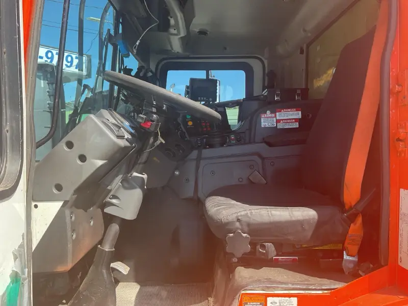 2013 MACK 600