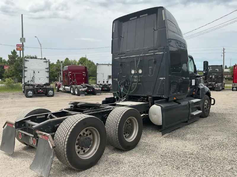 2020 INTERNATIONAL LT625
