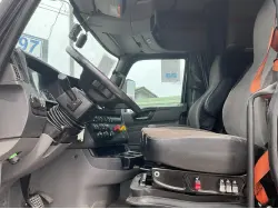 2020 INTERNATIONAL LT625