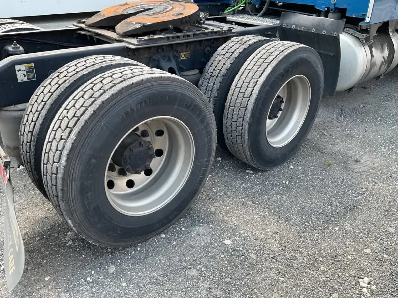 2019 PETERBILT 579