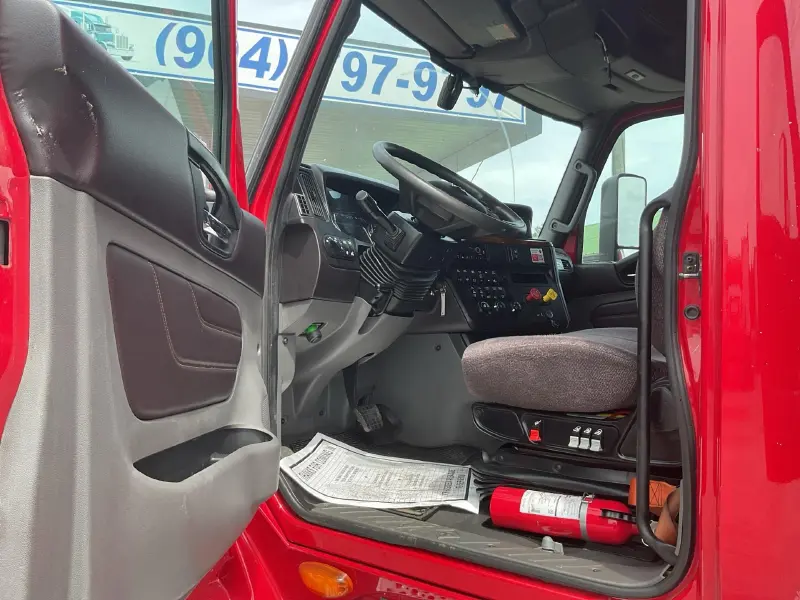2022 INTERNATIONAL LT625