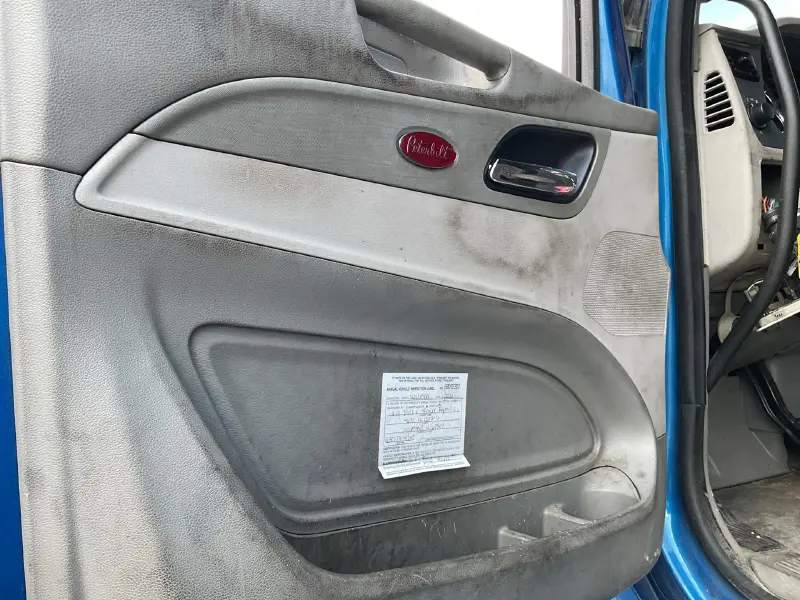 2019 PETERBILT 579
