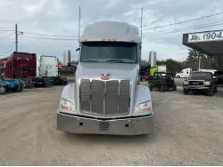 2021 PETERBILT 579