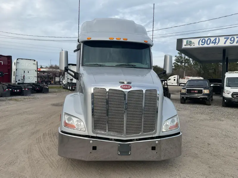 2021 PETERBILT 579