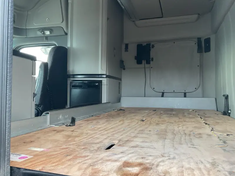 2021 PETERBILT 579