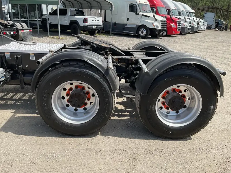 2018 PETERBILT 579