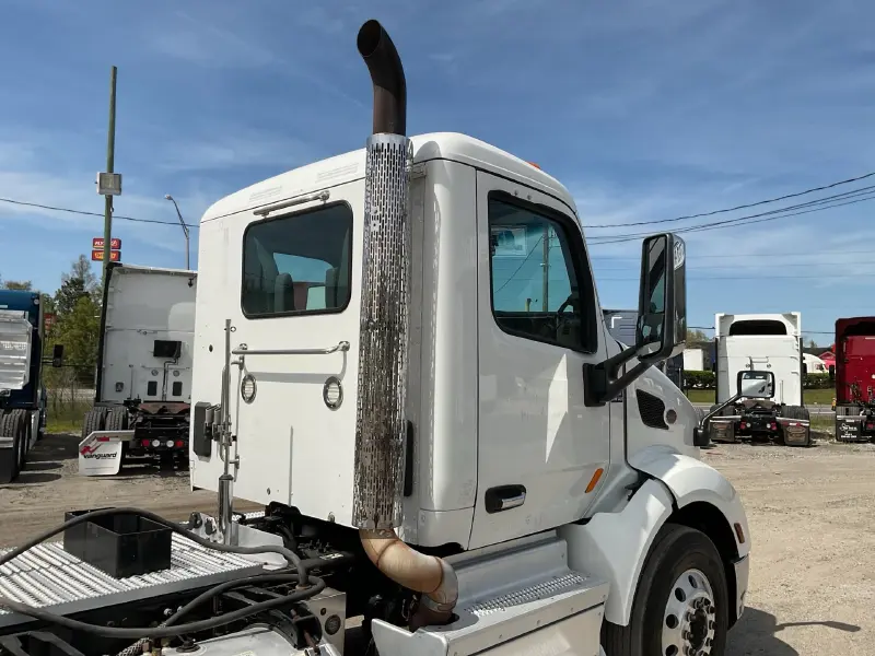 2018 PETERBILT 579