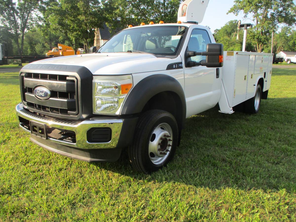 2012 FORD F550 in Blackwood, NJ