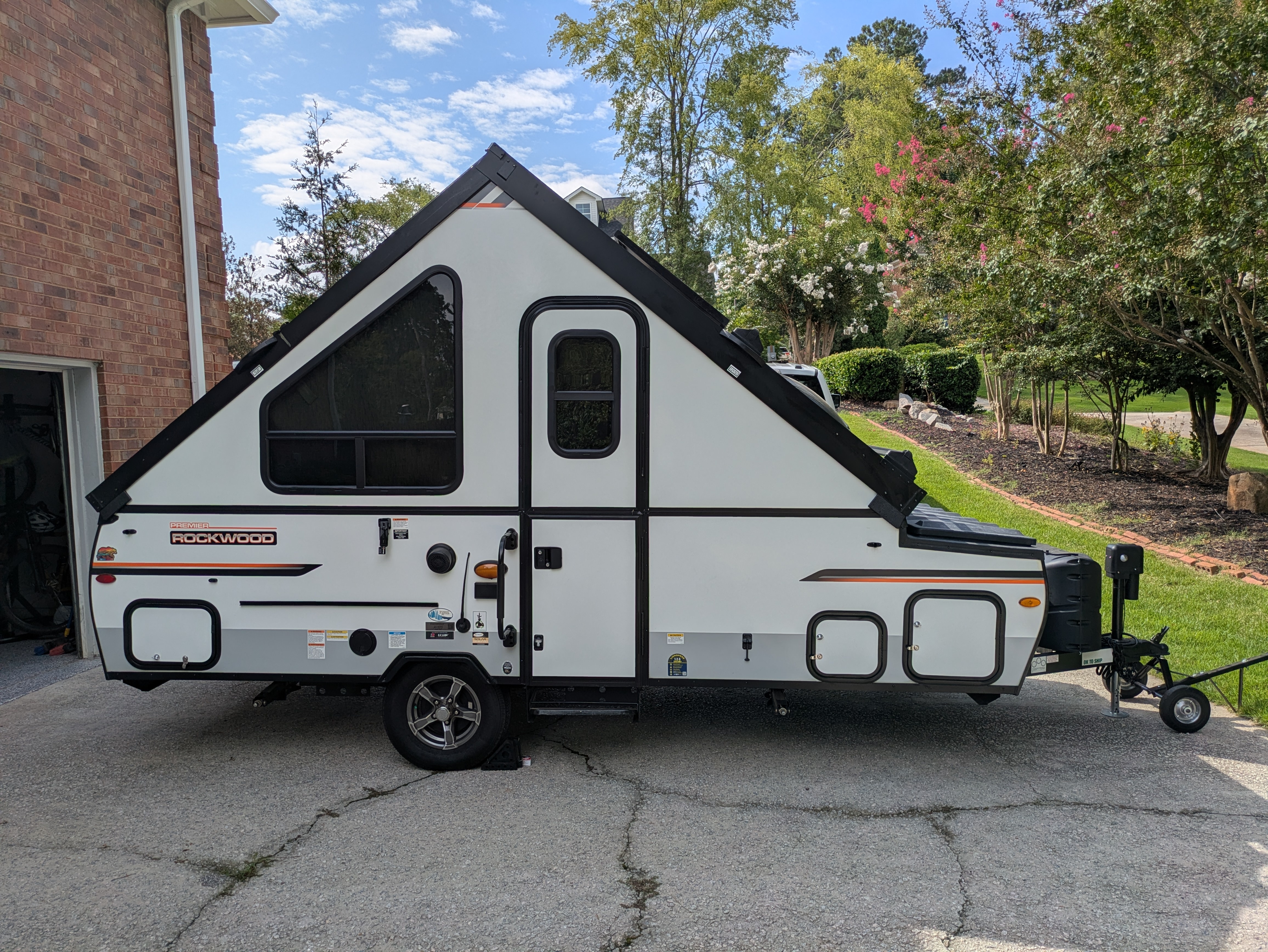 2022 Forest River ROCKWOOD A122S RV