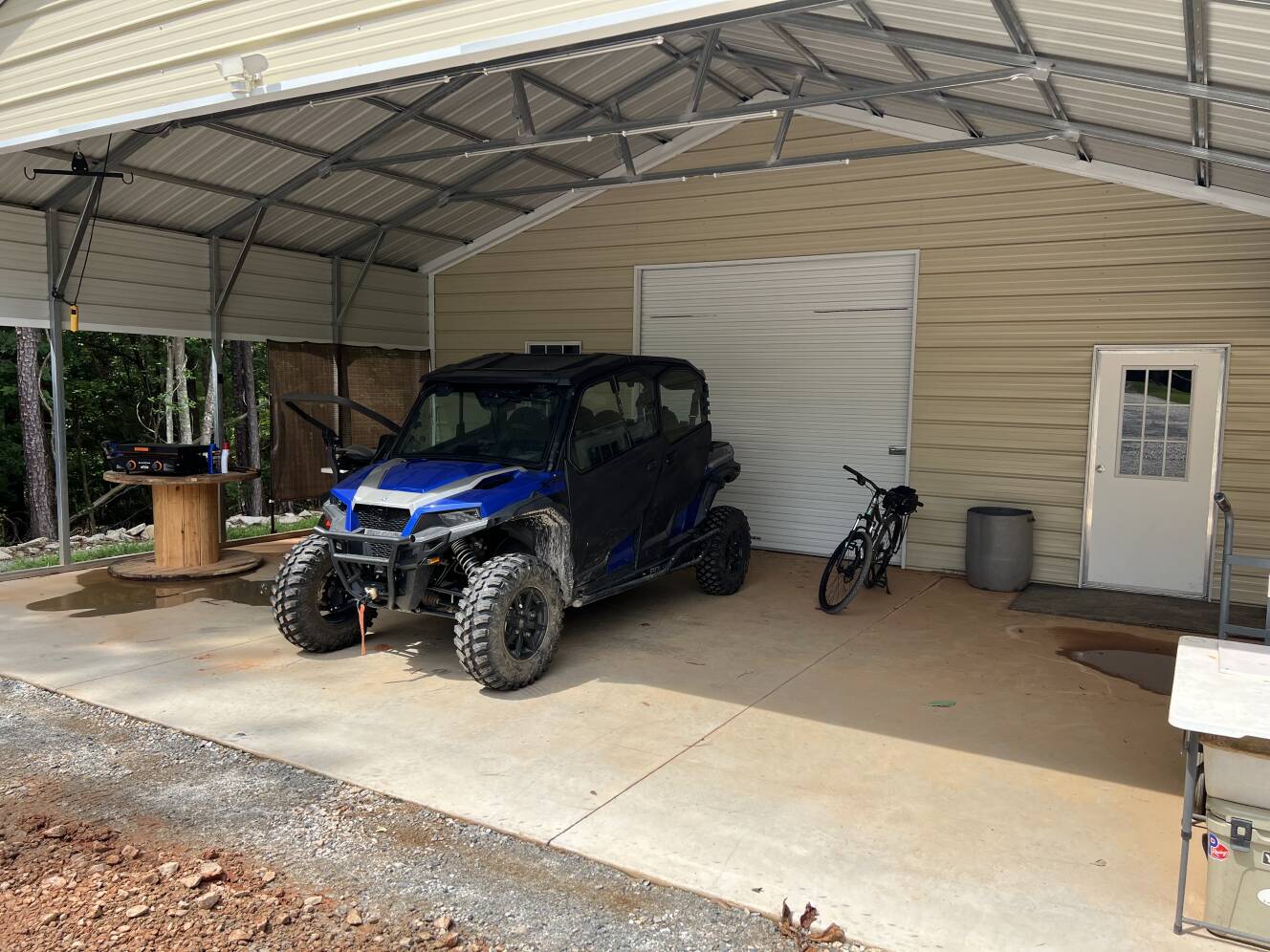 A photo of this 2024 Polaris GENERAL XP 4 1000 PREMIUM