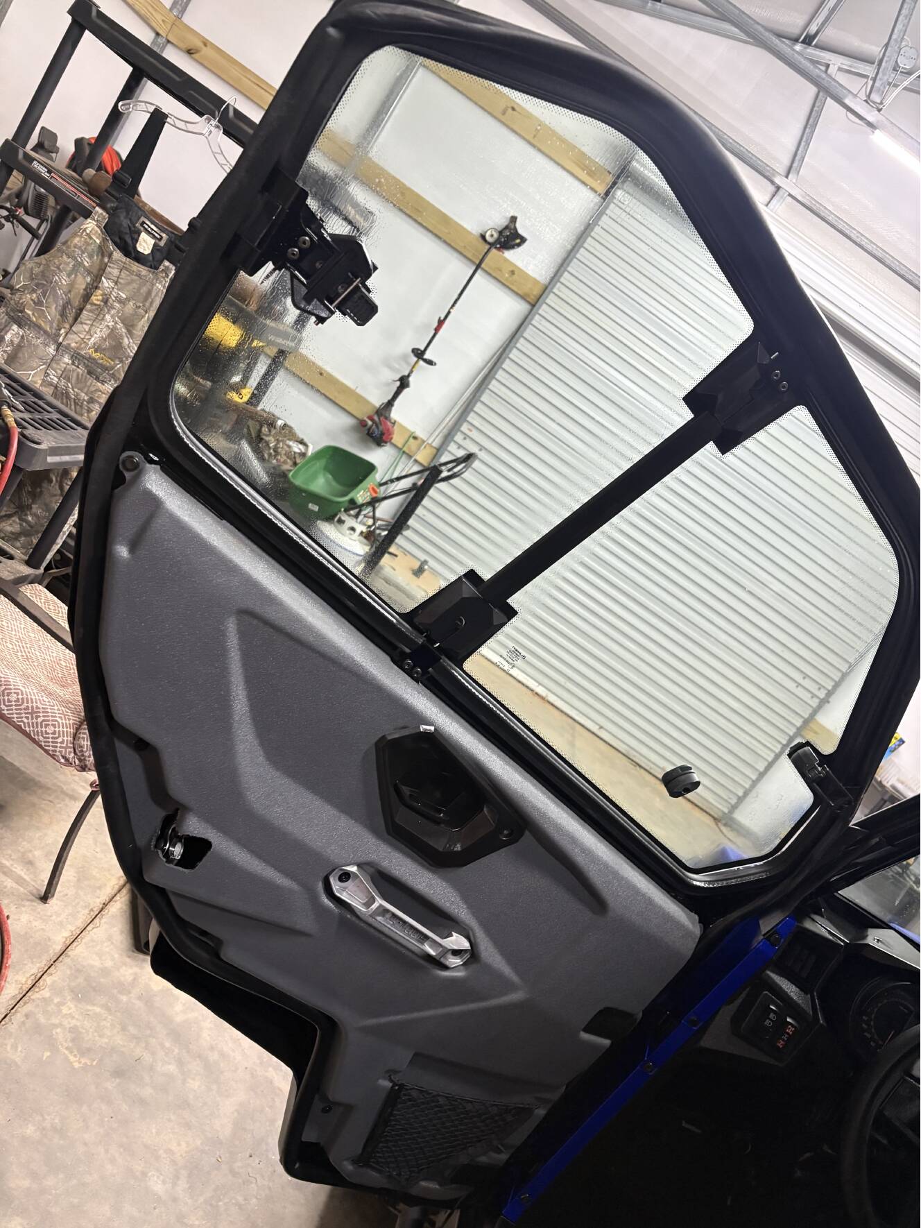 A photo of this 2024 Polaris GENERAL XP 4 1000 PREMIUM