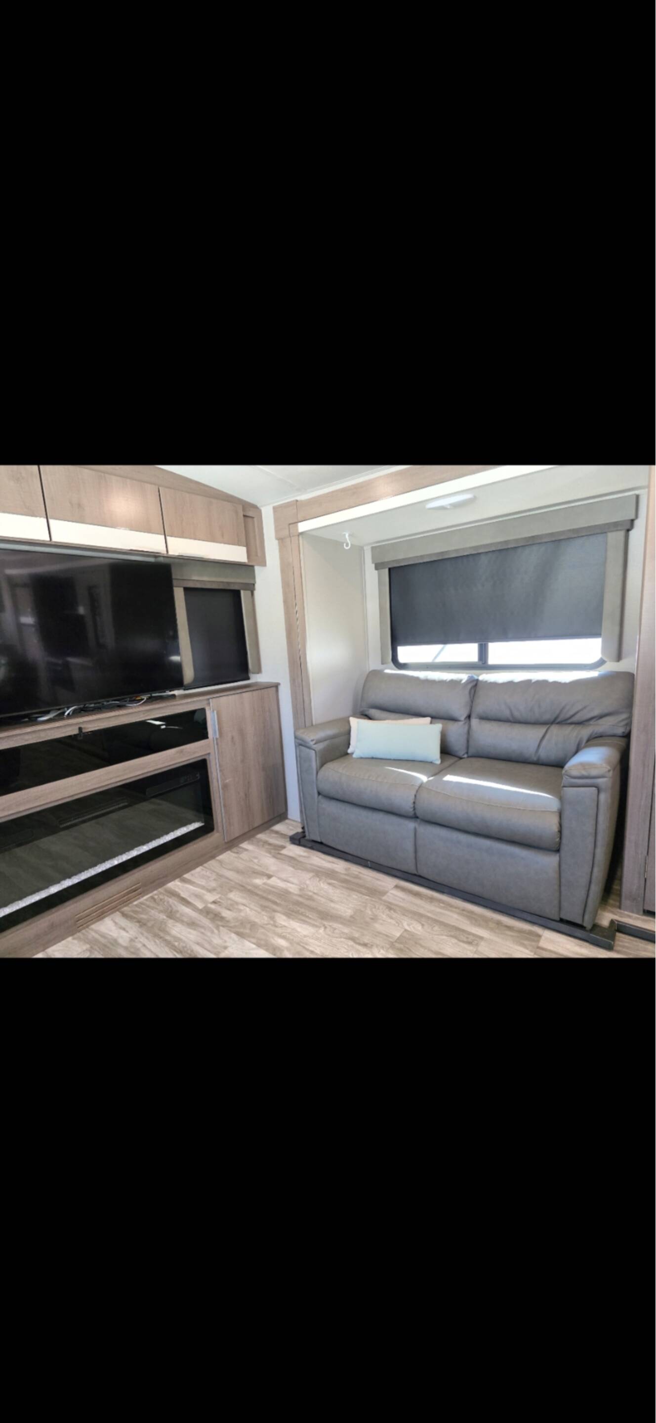A photo of this 2021 Grand Design IMAGINE 3100RD