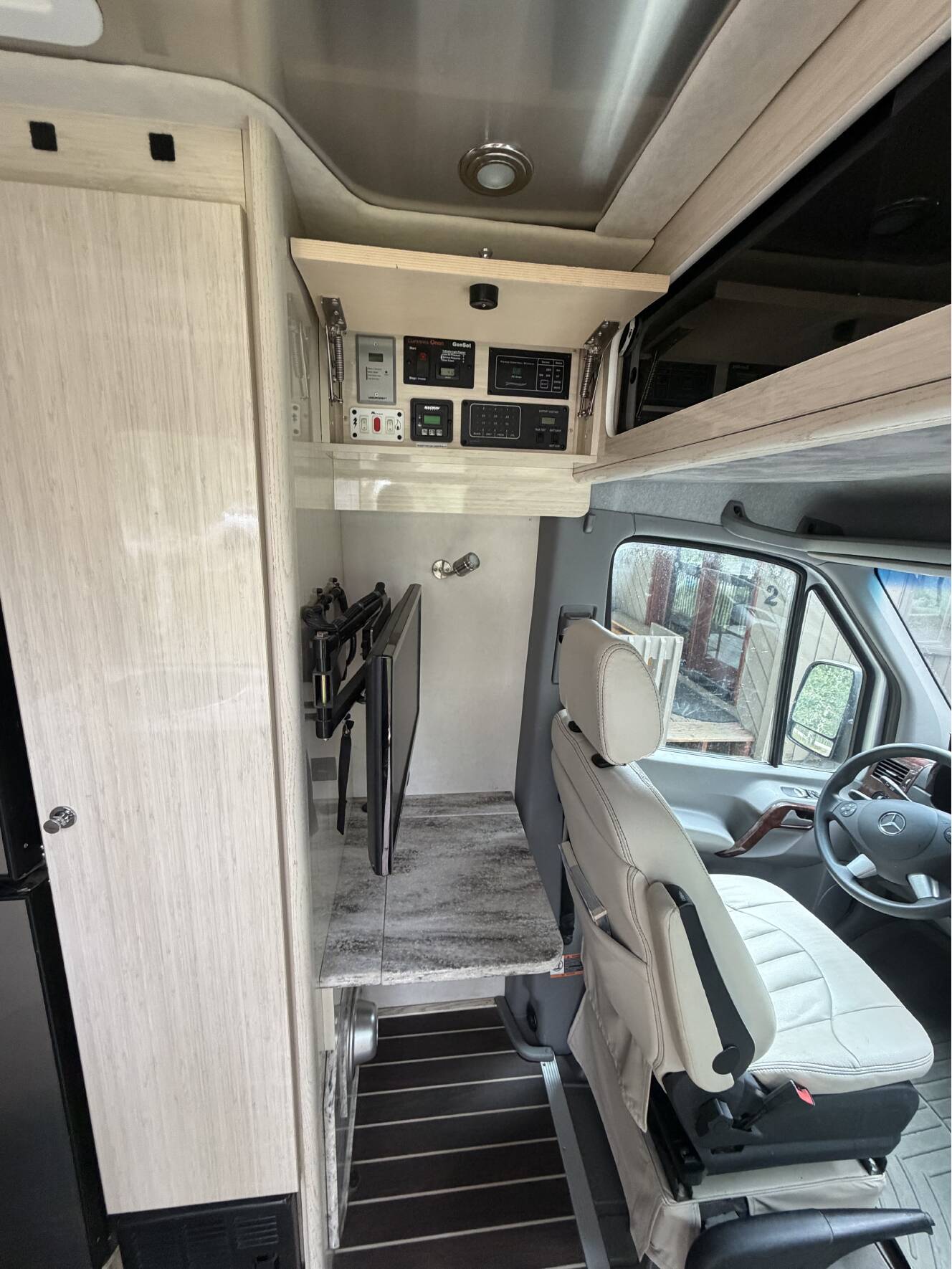 A photo of this 2015 Airstream INTERSTATE GRAND TOUR EXT 3500