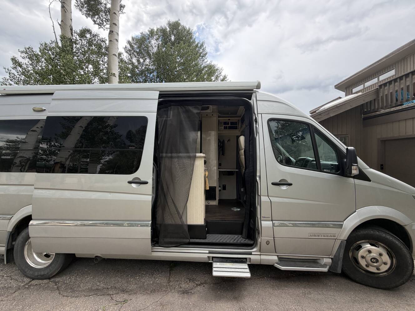 A photo of this 2015 Airstream INTERSTATE GRAND TOUR EXT 3500