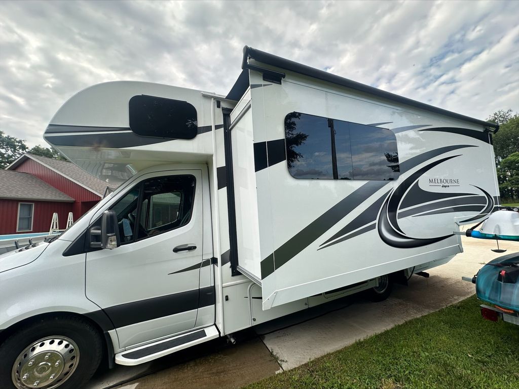 2022 Jayco Melbourne 24L in albion MI