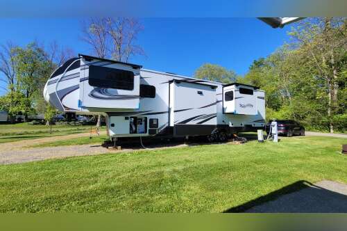 2022 Grand Design Solitude 380FL-R in skaneateles NY