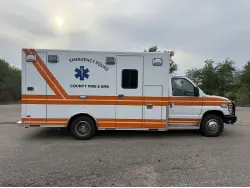 2021 FORD PL CUSTOM AMBULANCE