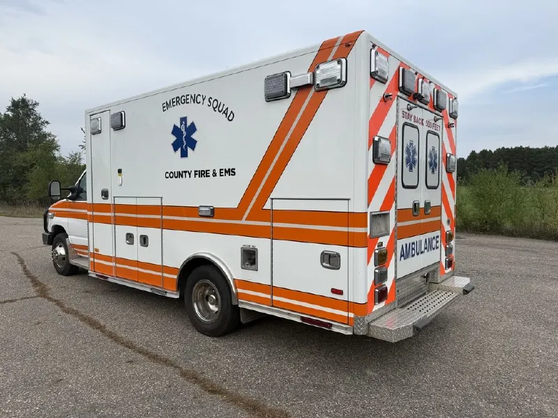 2021 FORD PL CUSTOM AMBULANCE