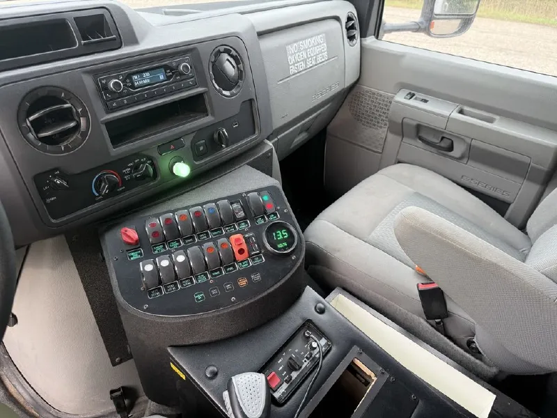 2021 FORD PL CUSTOM AMBULANCE