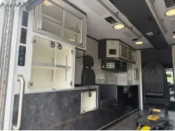 2021 FORD PL CUSTOM AMBULANCE