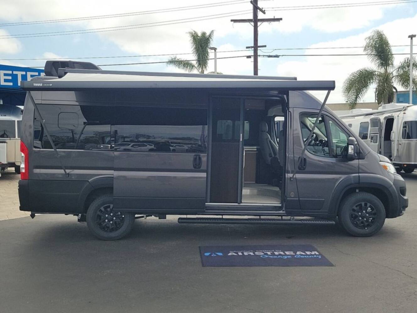 A photo of this 2025 Airstream Rangeline 21