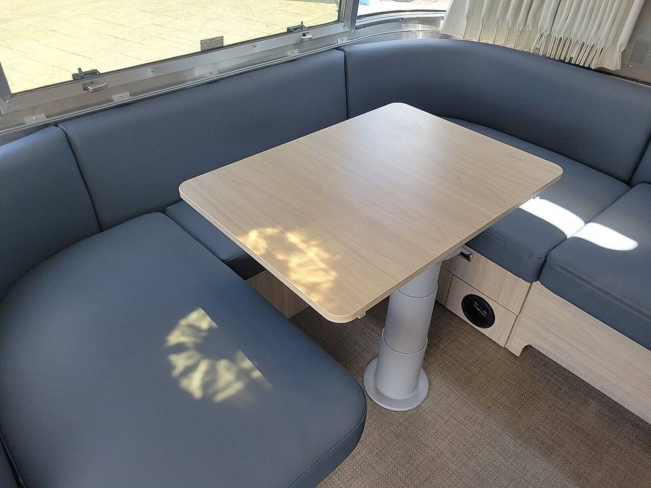 A photo of this 2025 Airstream Globetrotter ® 25FB Queen