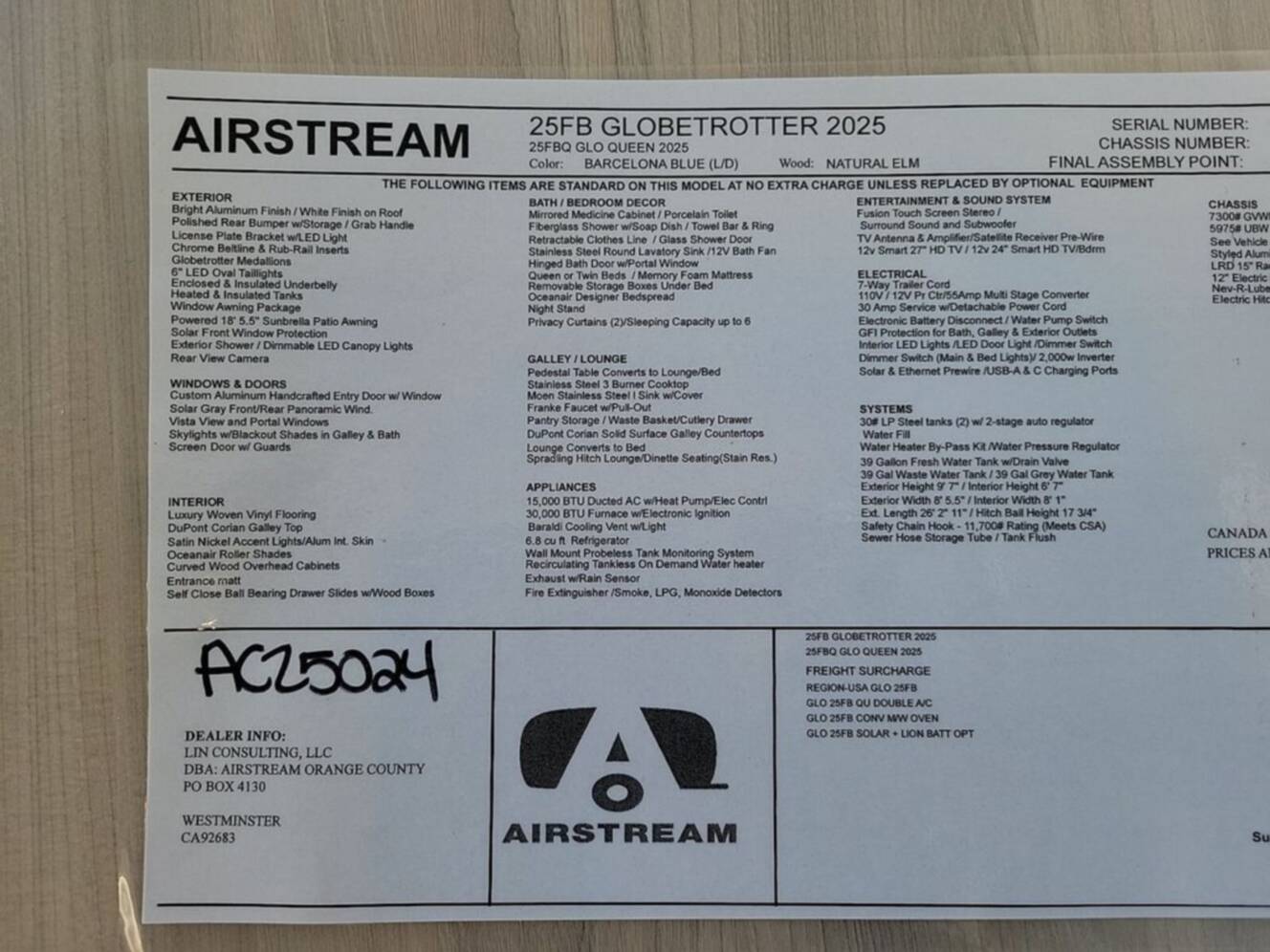 A photo of this 2025 Airstream Globetrotter ® 25FB Queen