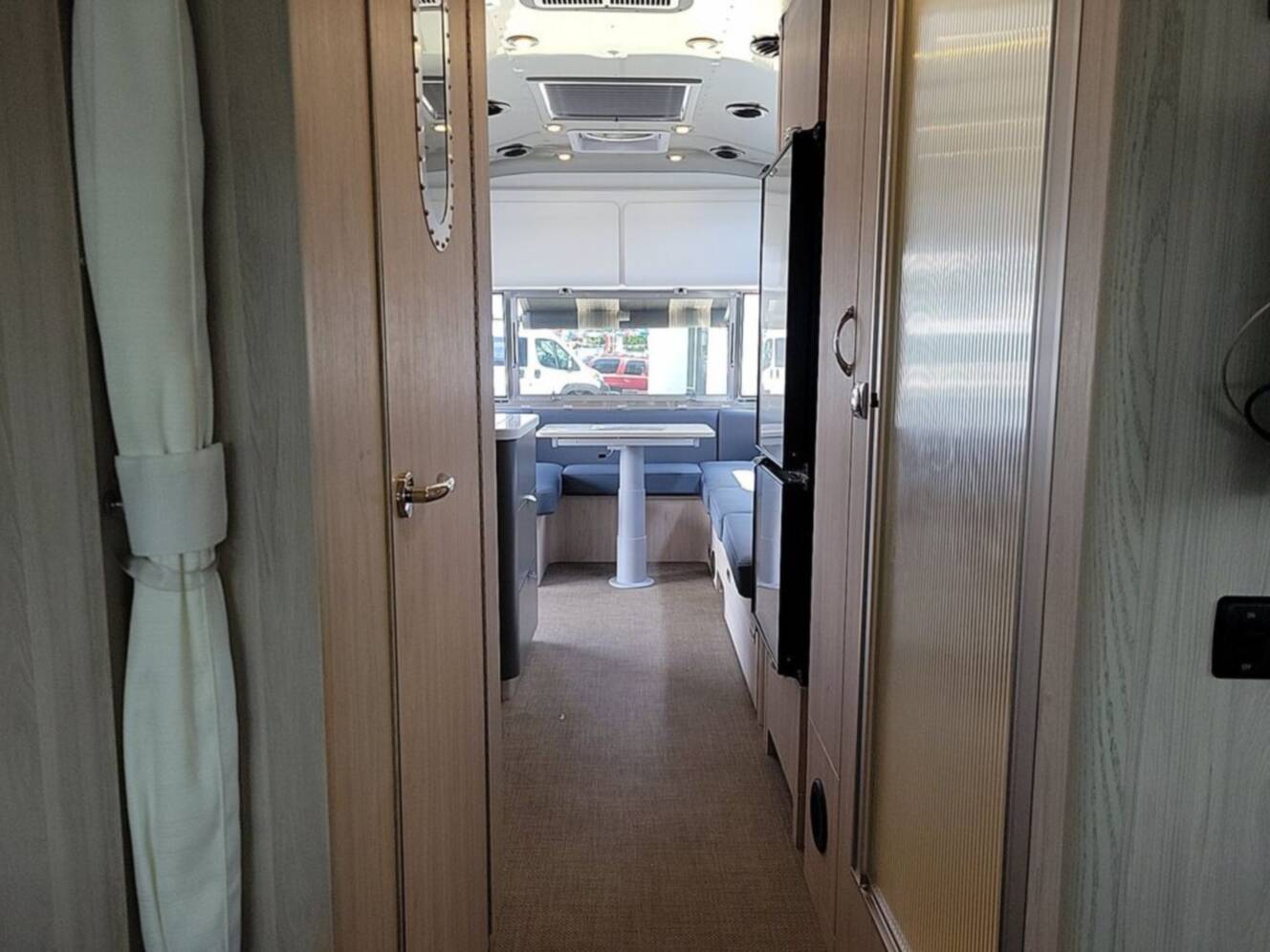 A photo of this 2025 Airstream Globetrotter ® 25FB Queen
