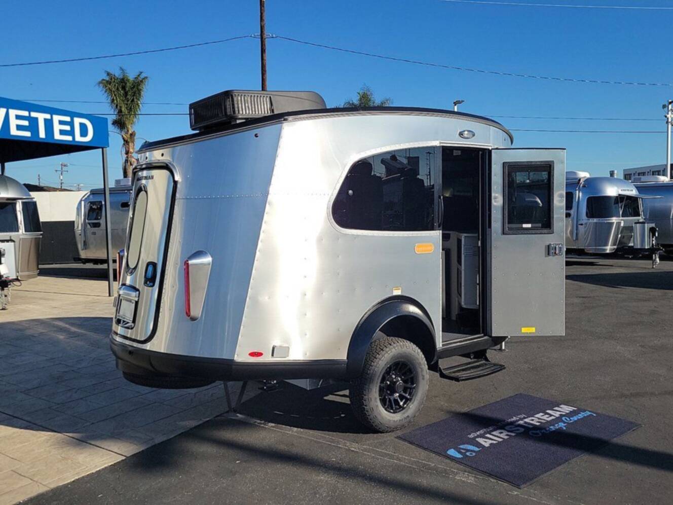 A photo of this 2026 Airstream Basecamp ® 16X